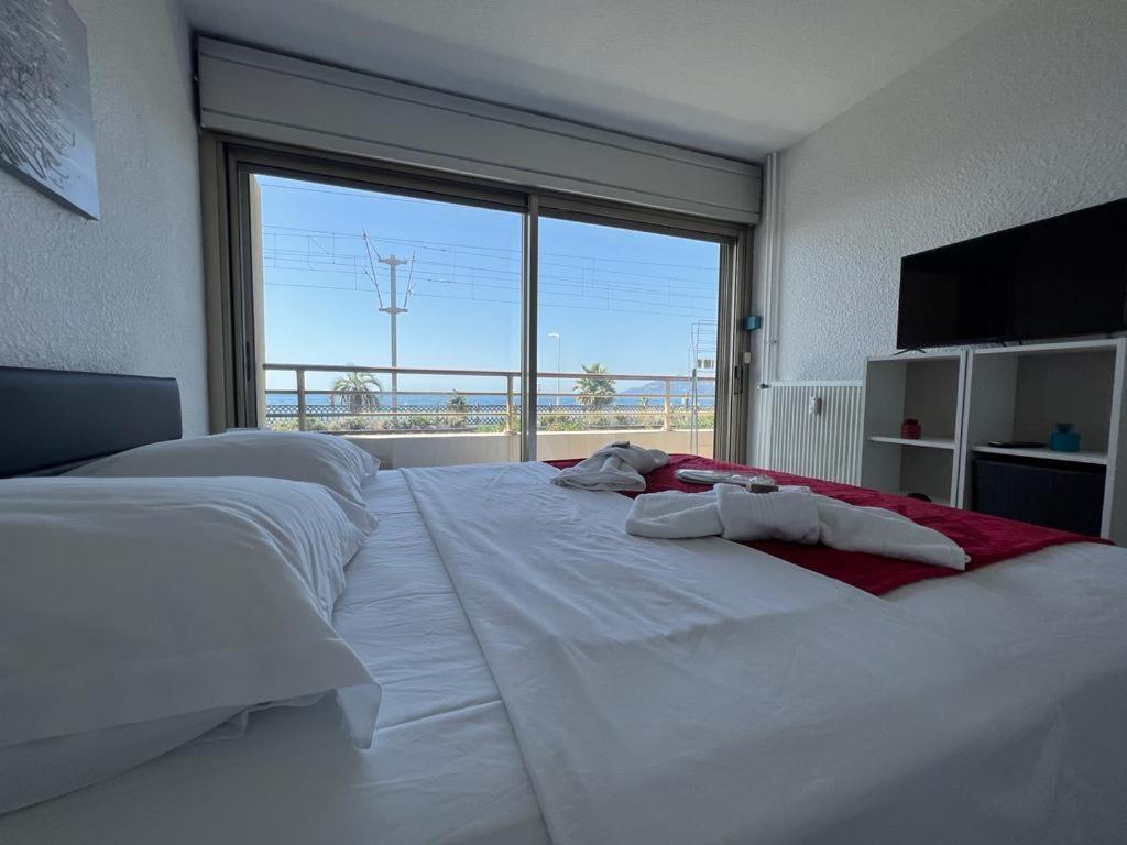 Licorne G14 Apartment คานส์ ภายนอก รูปภาพ